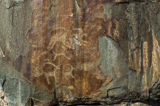 Altay的Petroglyphs阿尔泰山脉的图片