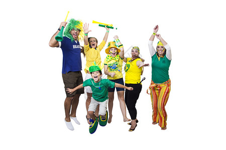 巴西支持者在白色背景下庆祝图片