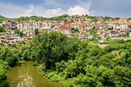 保加利亚VelikoTarnovo市和Yan图片