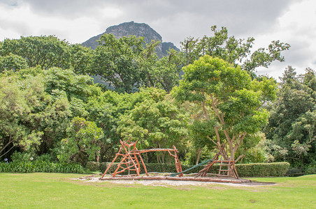 Kirstenbosch植物园的儿童操场图片