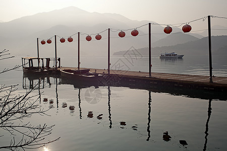 清介石码头日月湖图片