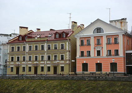 黄金银行普斯卡瓦河普斯科夫历史地段的住宅区Pskova图片