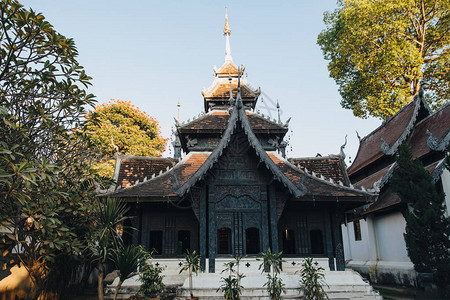 泰国清迈美丽的古庙图片
