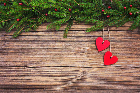 圣诞节背景圣诞fir树和红色心图片
