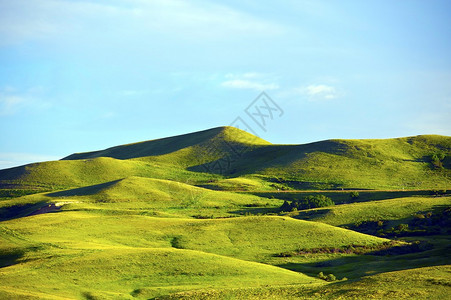 怀俄明州风景美国怀俄明州的绿山在黄石公园附近图片