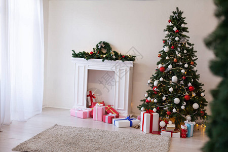 圣诞树和礼物冬季加图片