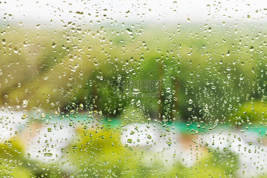 窗外下雨夏日窗户图片