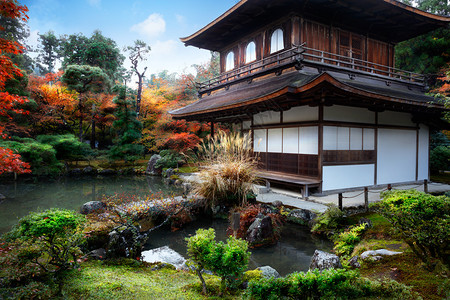 日本京都银阁寺的日本花园图片