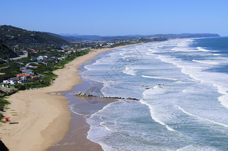 南非花园大道的荒野海滩背景图片