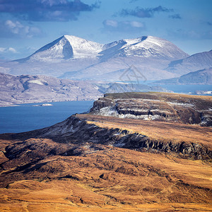 在苏格兰斯凯岛的白天图片