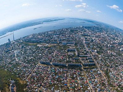 从空中俯瞰萨拉托夫市中心的全景俄罗斯图片