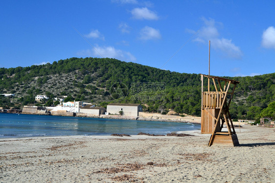 西班牙伊维萨岛SesSalines海滩的风景图片