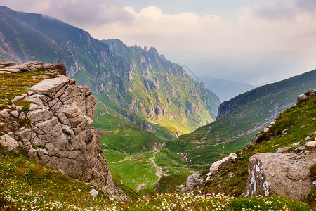 布塞吉山脉喀尔巴阡山脉罗马尼亚图片