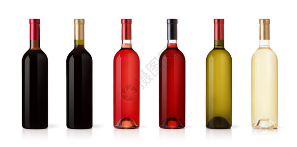 白色玫瑰和红葡萄酒瓶孤立图片