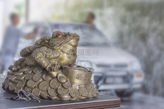 欢迎来到曼达林的繁荣陶瓷青蛙图片