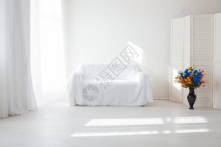 家居装饰白色房间图片