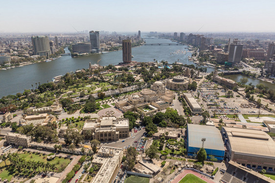沿尼罗河鸟瞰开罗市图片
