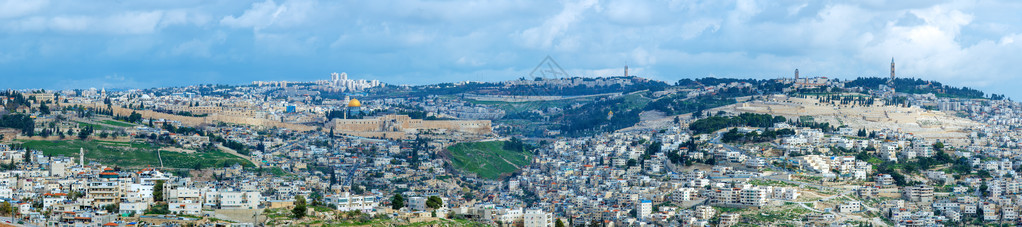以色列圣殿山和橄榄山的耶路撒冷老城全图片