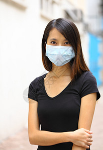 戴面罩的亚洲女人图片