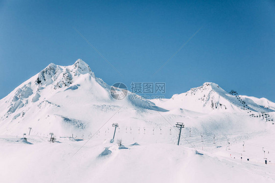 在奥斯特里亚的黑雪山滑雪区美图片