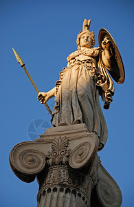 傍晚时分雅典前的雅典娜神像图片