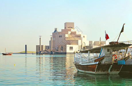 卡塔尔的伊斯兰艺术博物馆位于多哈科尼切附近的人造岛屿图片