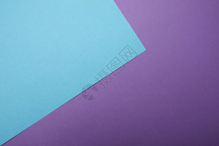 美丽的抽象蓝色和紫色几何纸背景图片