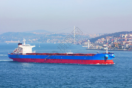 Bosphorus的希腊散装货轮土耳图片