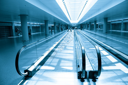 机场内部的背景图片