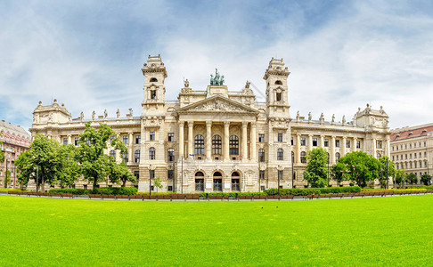 欧洲旅游目的地布达佩斯科苏特广场匈牙利人种学博物馆Kossuths图片