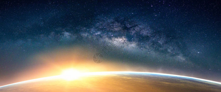 景观与银河系从太空与银河系的日出和视图图片