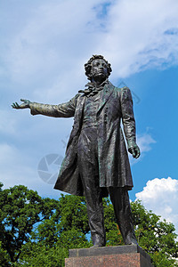 圣彼得堡俄罗斯艺术博物馆附近的著名诗人亚历山背景图片