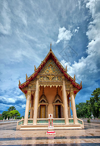 位于泰国华欣市的佛教寺庙是图片