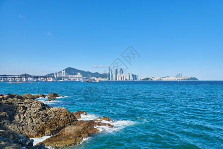 韩国釜山广安大桥和海云台吊桥是釜山的地标海云台区以韩国最受欢迎的海图片