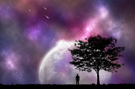 月光人和树有美丽的夜空概念向外图片