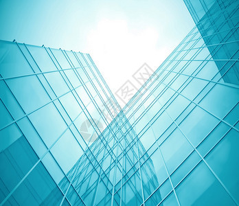 现代透明的玻璃摩天大楼的透明墙c图片