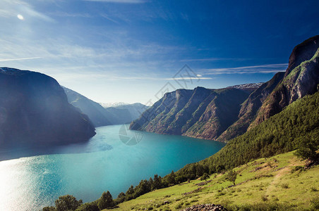 Aurlandsfjordenfjord风景图片