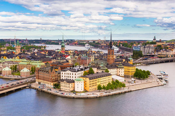 从市政厅塔看到的瑞典首都斯德哥尔摩全景Gamlastan鸟瞰图图片