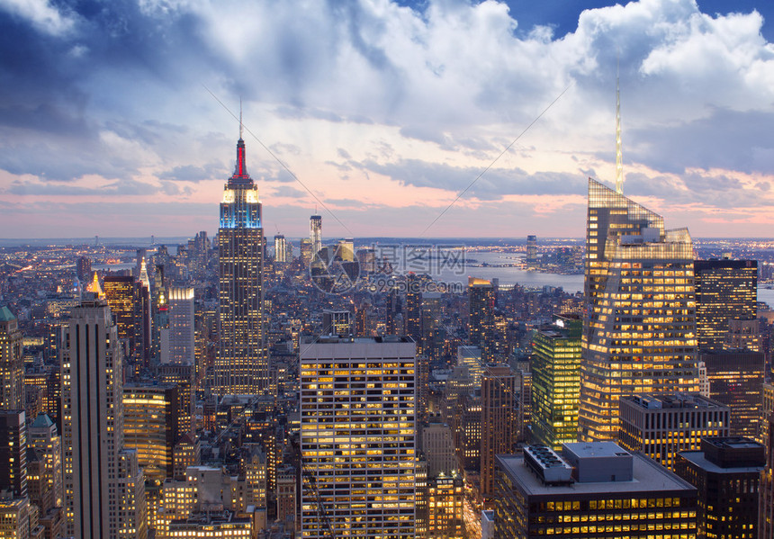 美国田径奥运选拔赛苏炳添百米跑出9秒97