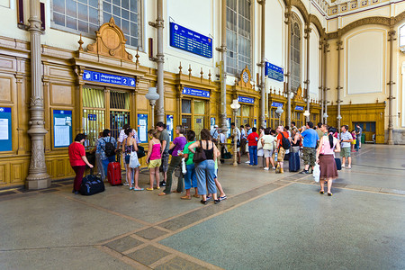 布达佩斯著名的西火车站购票单图片