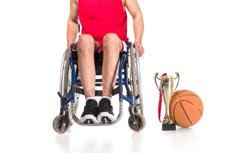 在轮椅上截肢瘫痪的景象图片