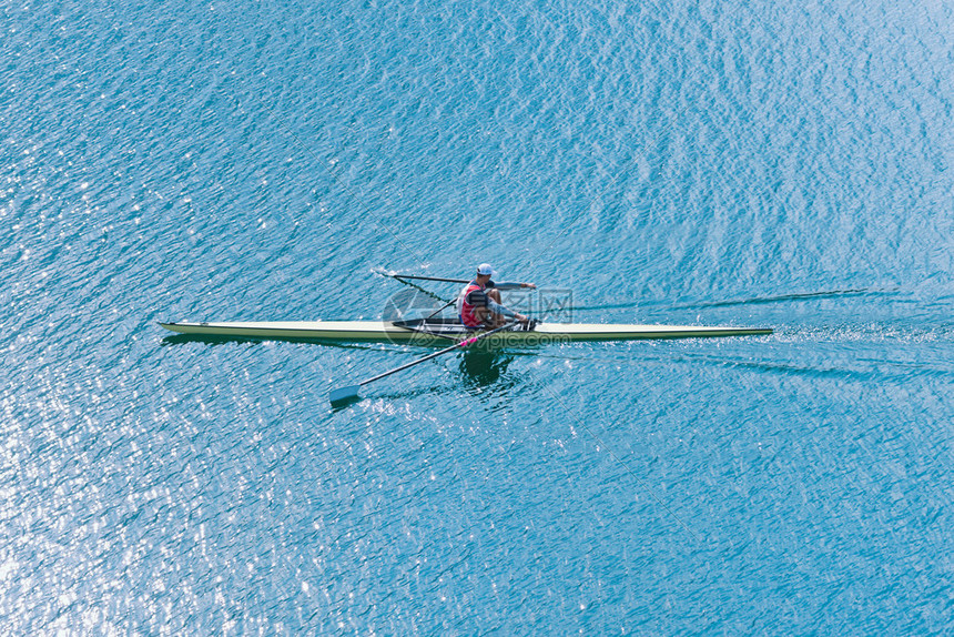 洛杉矶德比战火重燃