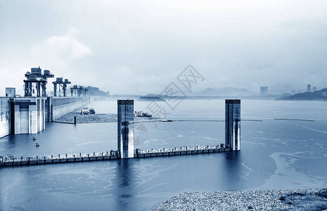 长江的三峡大坝图片