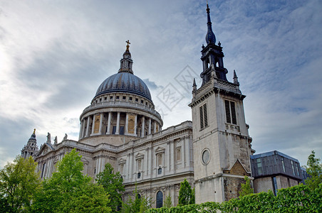 伦敦著名的圣保罗大教堂圣图片