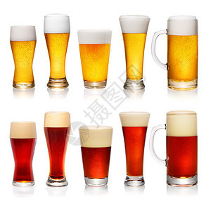 一组不同的杯子和杯子啤酒孤立在白图片