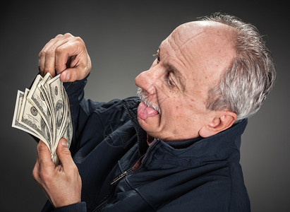 贪婪的人类图片