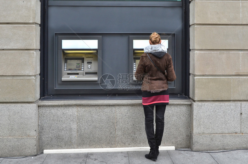 高清流畅同步观看