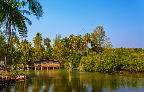 泰国水上房子图片