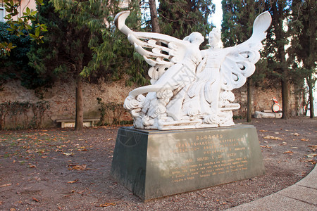罗密欧和朱丽叶纪念碑在意大利朱丽叶维图片