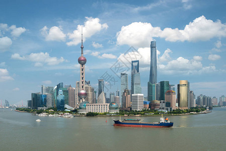 上海LujiazuiPudong中心商业中心黄浦河一带的图片